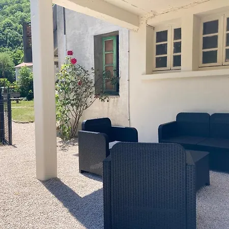 Maison 4 Personnes En Bord De Riviere